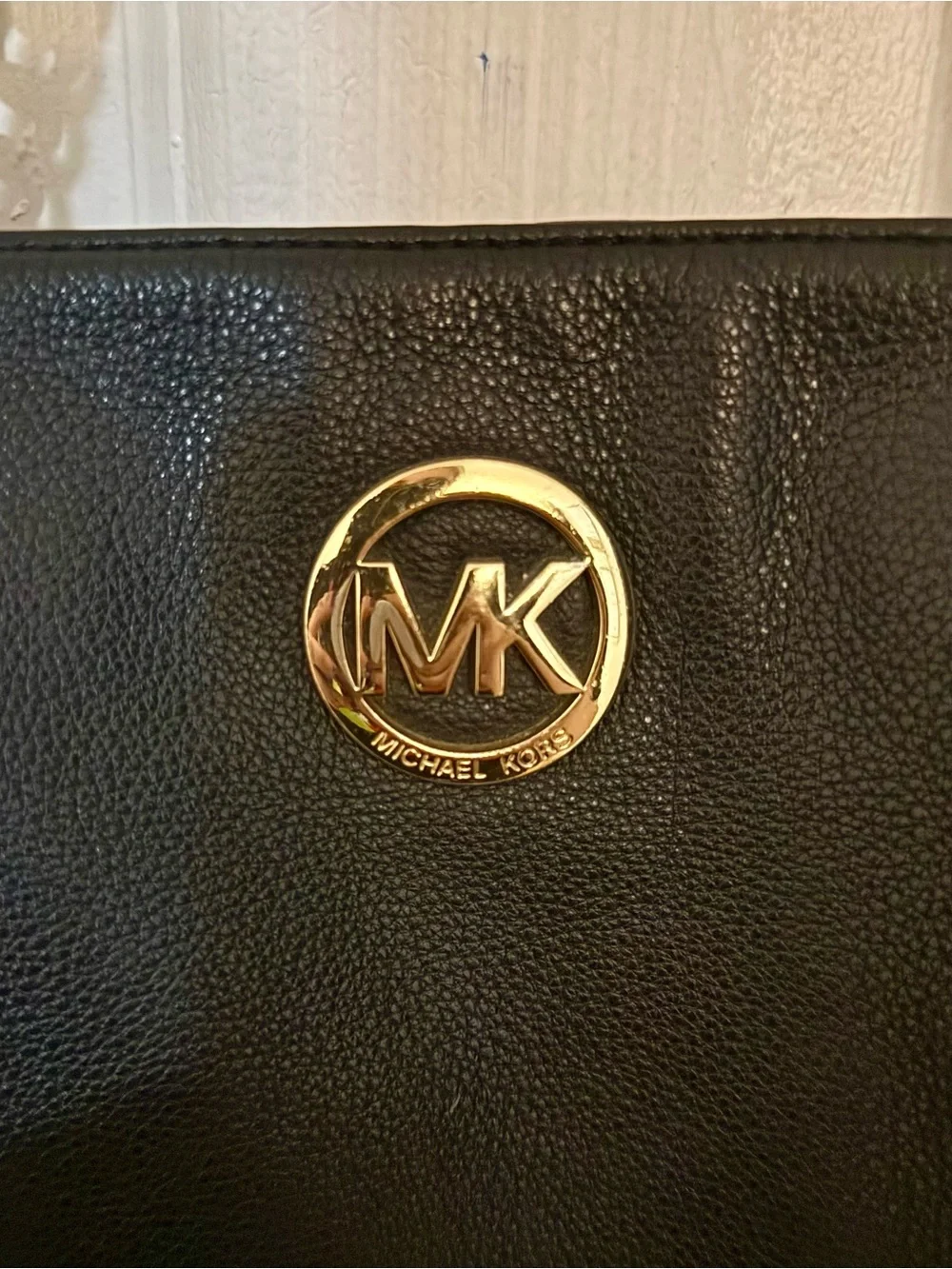 Michael Kors Fulton Large Pebble Leather Shoulder Tote Bag Black / Gold Hardware